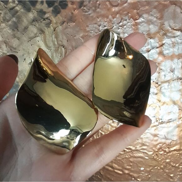 Zara Elegant Goldtone Abstract Statement Earrings - Picture 9 of 11